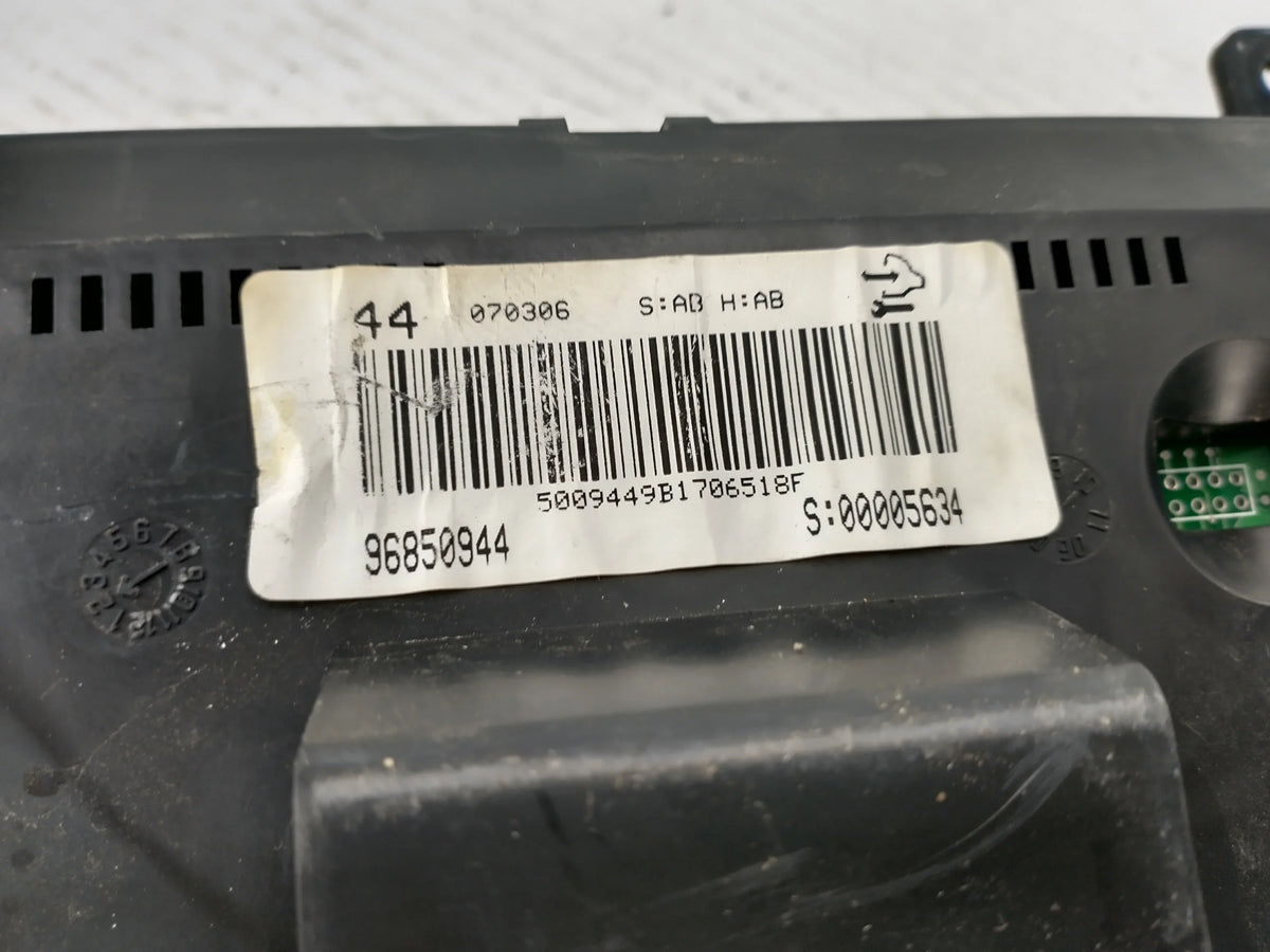 Speedometer Saturn Pre-Owned Cluster (Good) VUE OEM Head 09 08