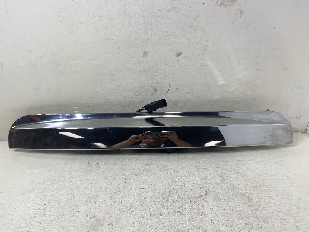 License OEM Pre-Owned Explorer Rear View 2011-2014 (Good) LKQ Mount Camera Housing Ford