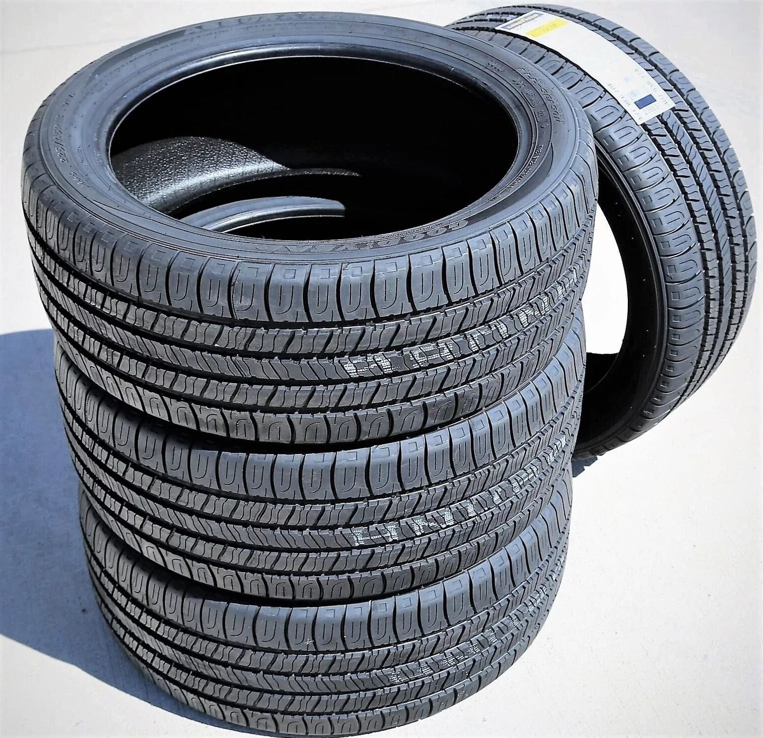 Fusion XLE, 2012 (FOUR) SEL 91V Fits: All All-Season Goodyear Assurance 225/45R18 Tires A/S 4 2008-12 Ford Set Season of Camry Toyota