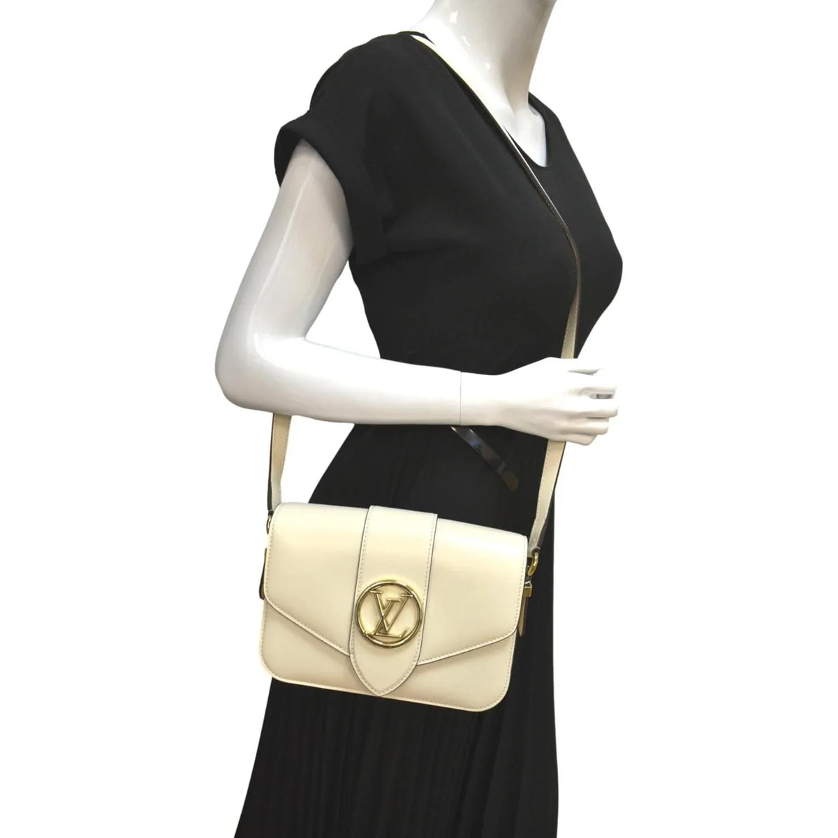 Shoulder Creme Leather LOUIS Calfskin 9 Pont Bag VUITTON Pre-owned