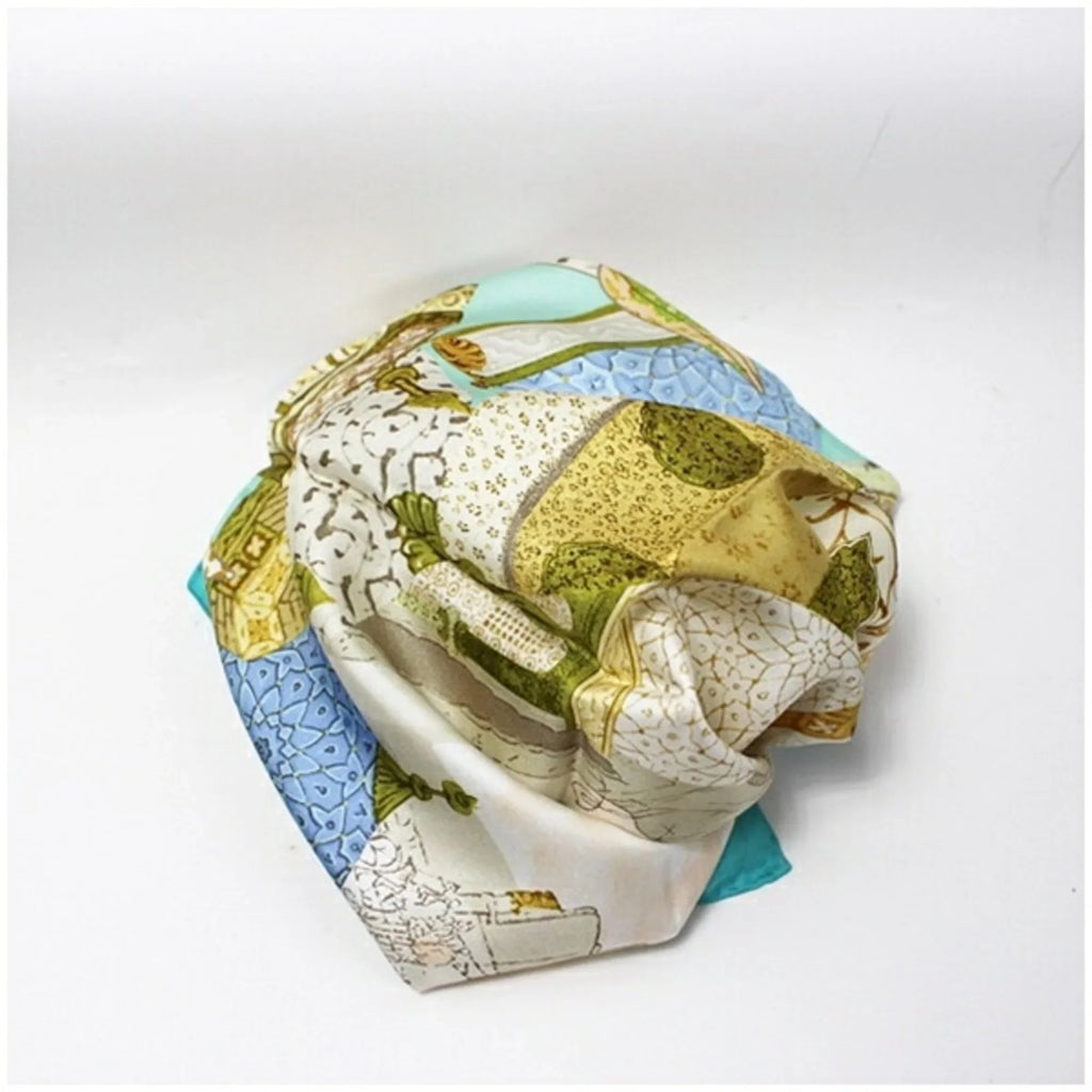 Women's Muffler Tapestry Salvatore (Like Pre-Owned Silk Ferragamo New) Scarf