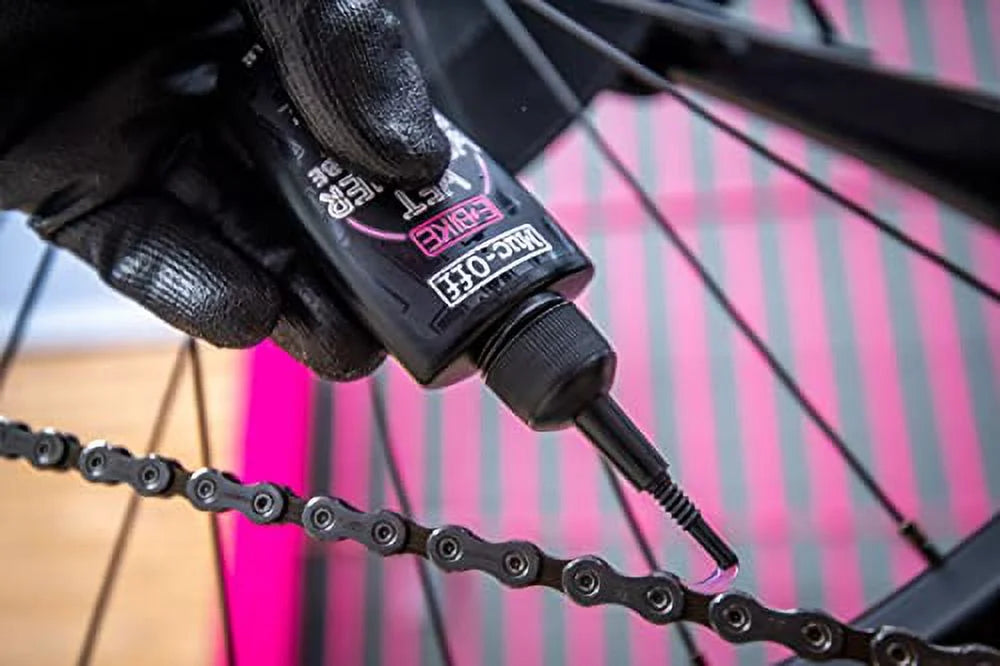 Includes - Lube Kit, Kit Chain Cleaning Kit Muc-Off Clean, Lube Bike for & Bike Wash Maintenance Protect and Bikes eBike Electric Bike Bike -