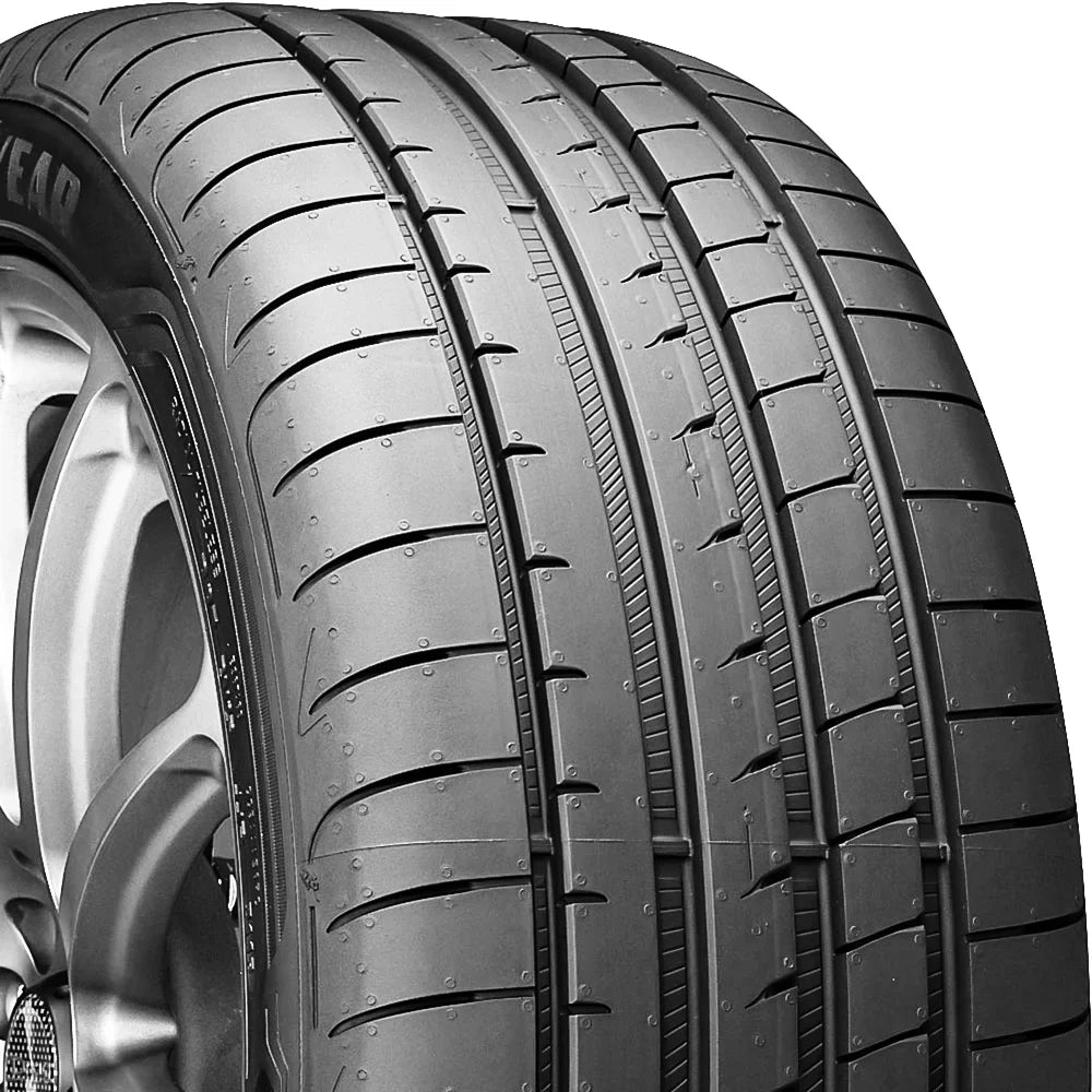 BMW 94Y All-Season 3 2016-17 BMW Fits: X1 X1 Tire 225/40R20 F1 Asymmetric 2018 Goodyear sDrive28i, Eagle xDrive28i