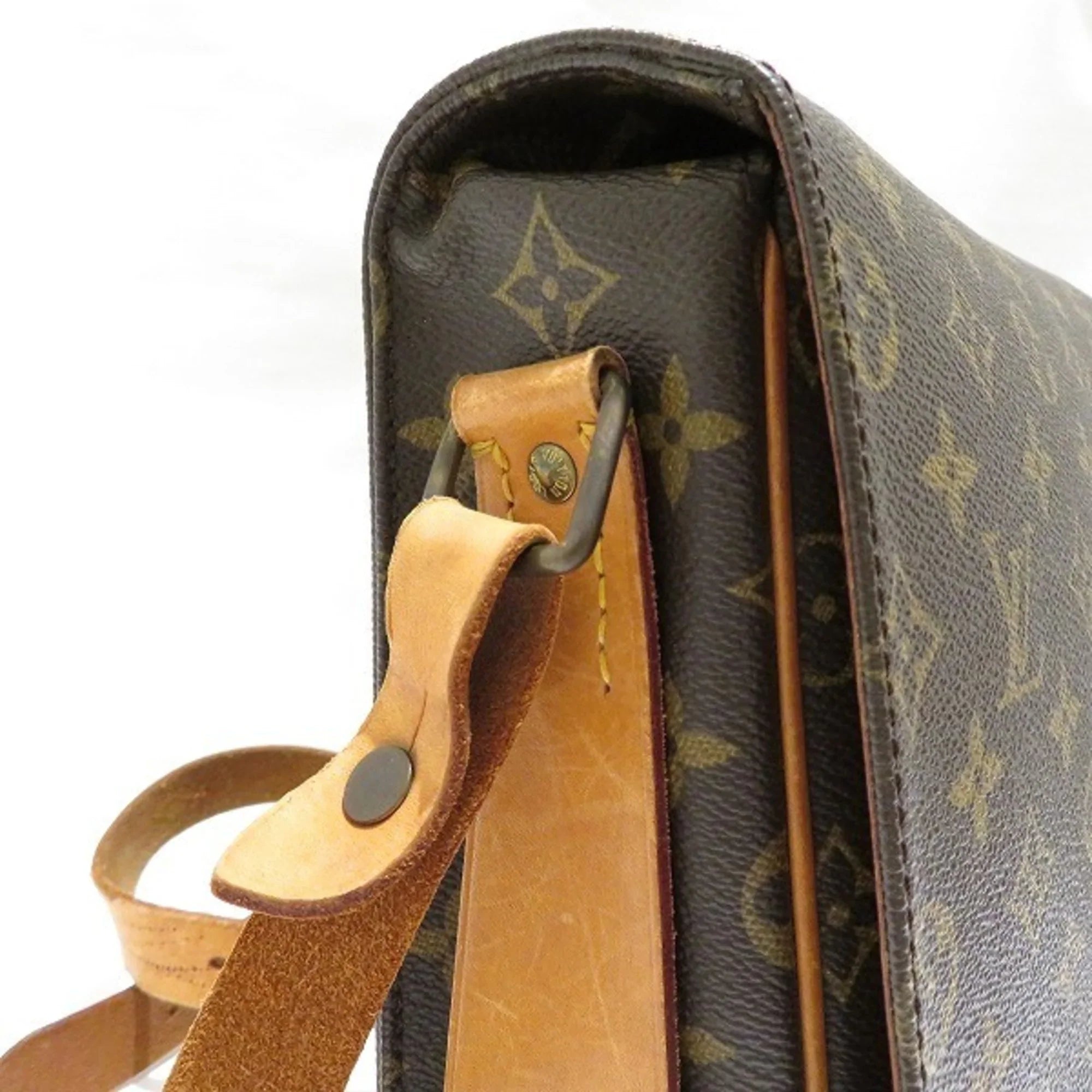 Cartesiere (Good) Vuitton Women's Louis M51252 Monogram Pre-Owned Shoulder Bag