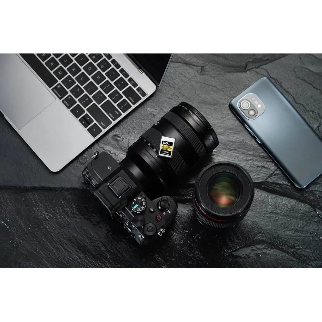 Card, Bundle Lexar A Memory with R900/W800 Gold 80GB Reader Pro CFexpress Type Card