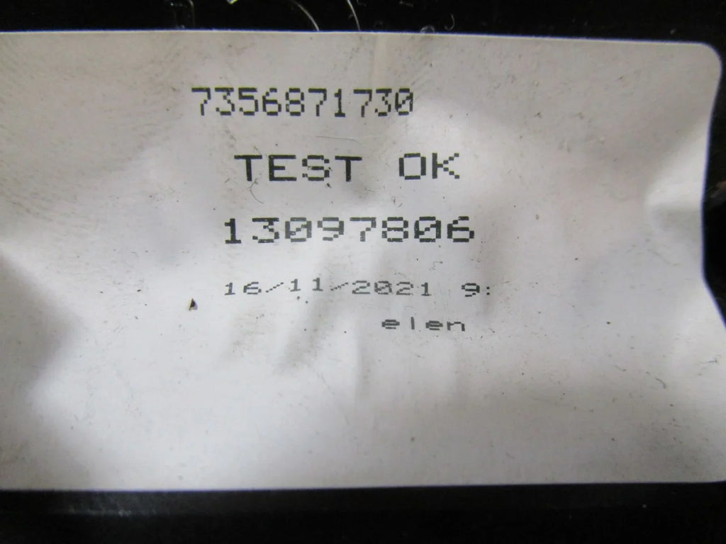21 2021 Jeep Renegade Stereo Trim Bezel (Good) OEM Pre-Owned Radio