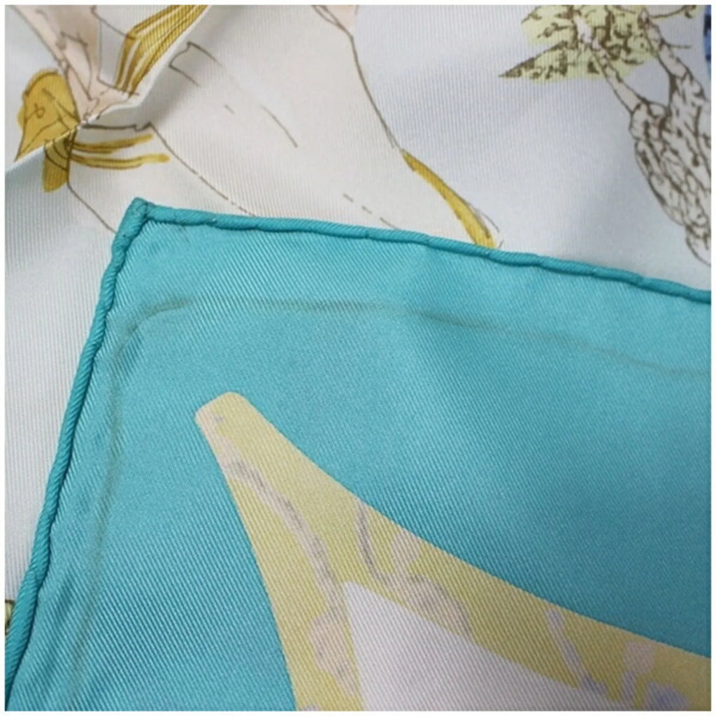 Women's Muffler Tapestry Salvatore (Like Pre-Owned Silk Ferragamo New) Scarf